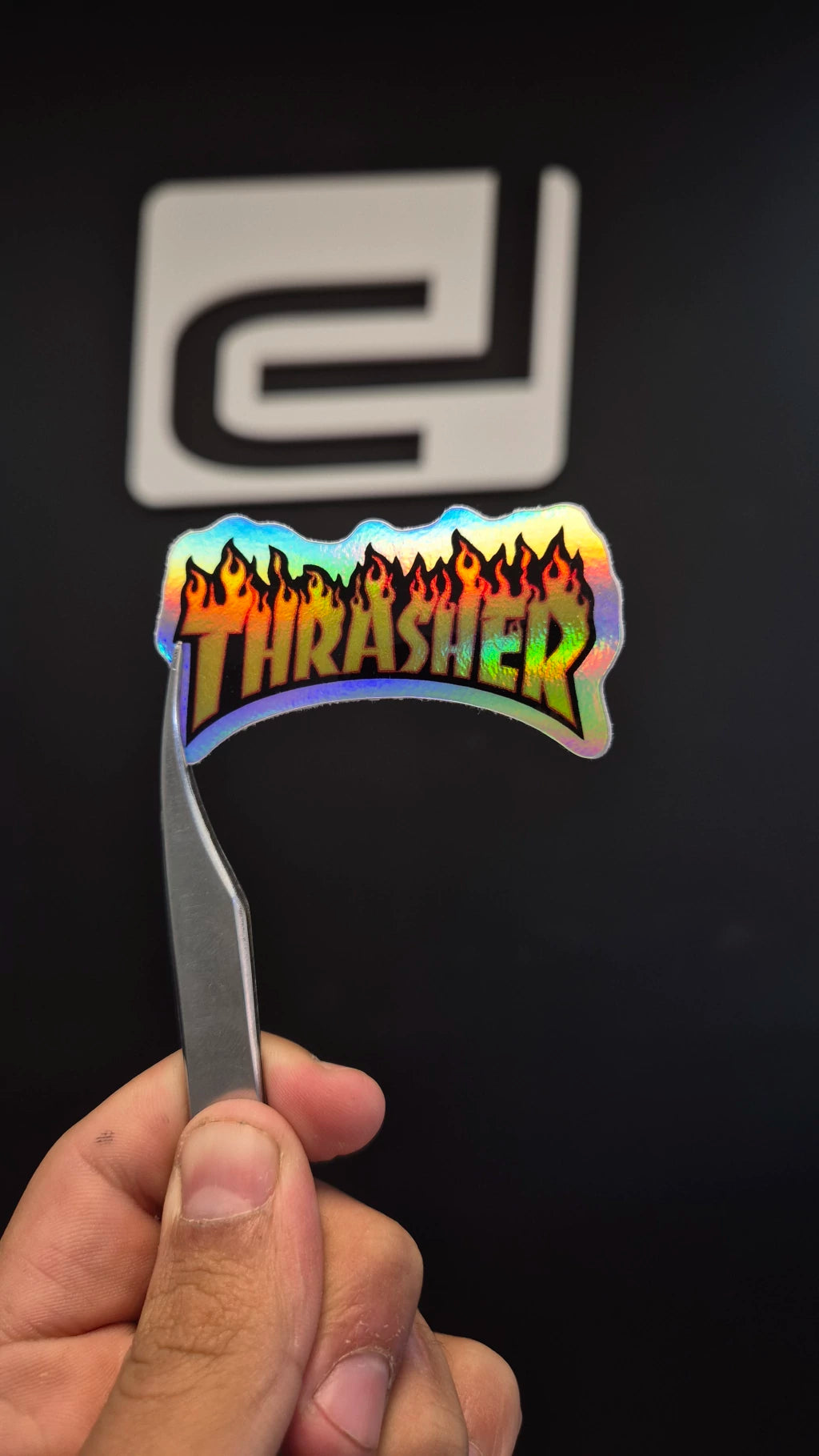 Logo Thrasher - sticker tornasolado DR3 Calcos