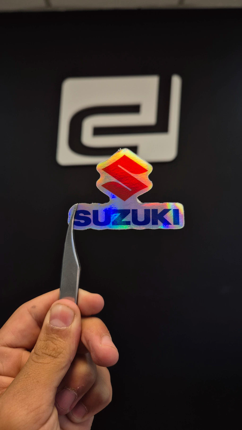 Logo Suzuki - sticker tornasolado DR3 Calcos