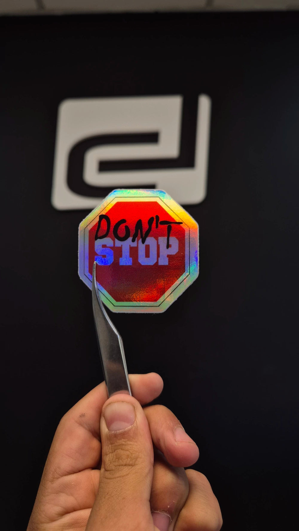 Logo STOP - sticker tornasolado DR3 Calcos