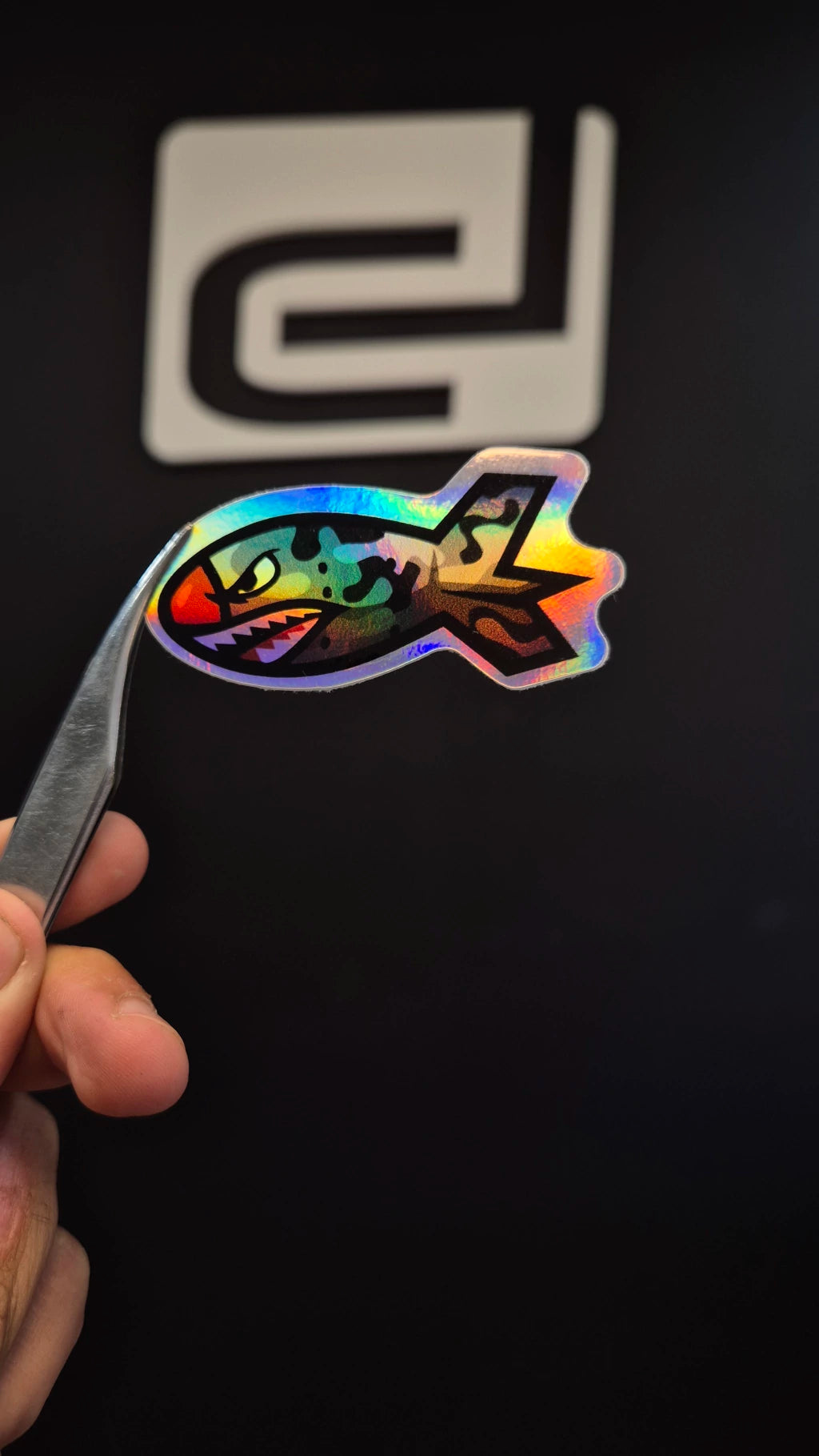 Cohete tiburon - sticker tornasolado DR3 Calcos