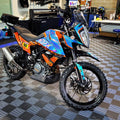 Kit de Gráficas para Moto Adventure KTM Adventure - Diseño 42 - LedPro Racing